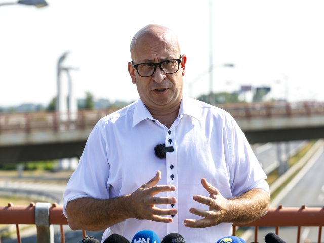 SR voľby2026 samospráva Bratislava Ráž primátor BAX