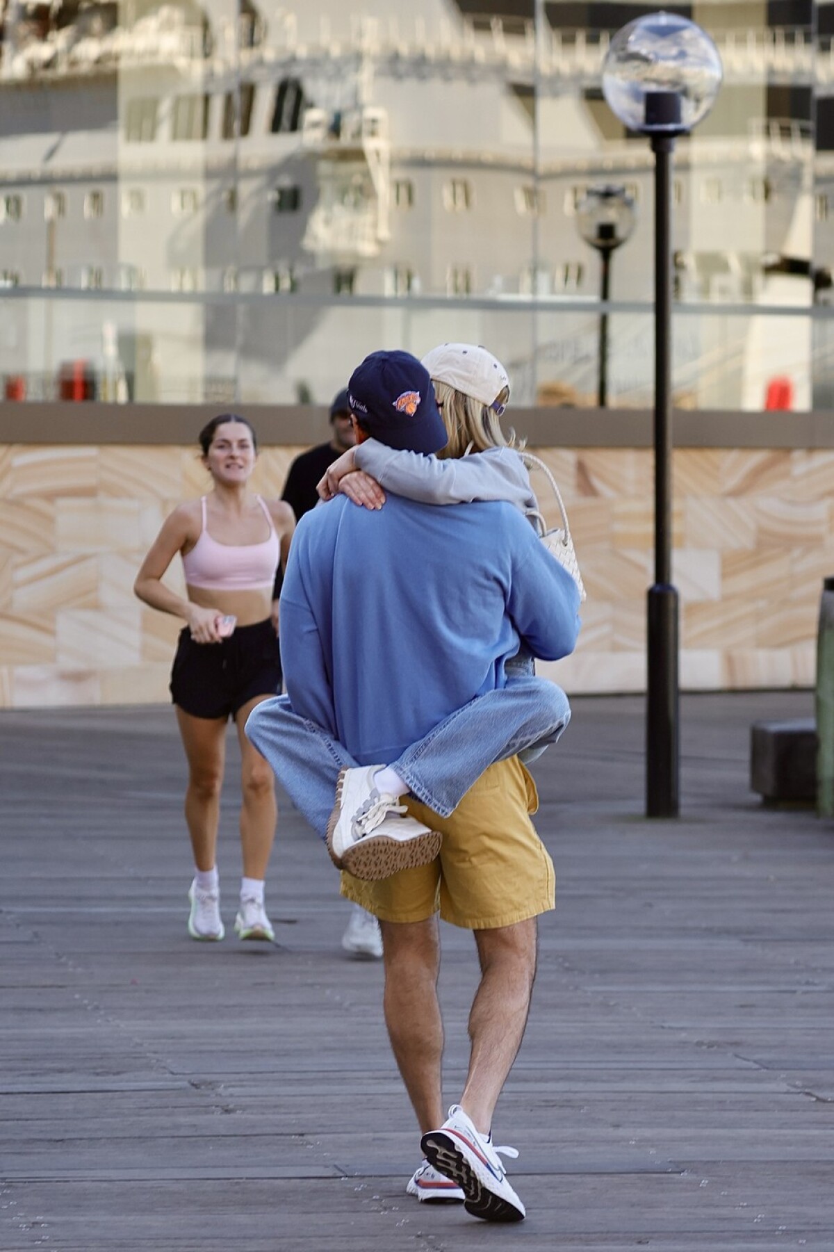 Sydney Sweeney a hudobný manažér Scooter Braun