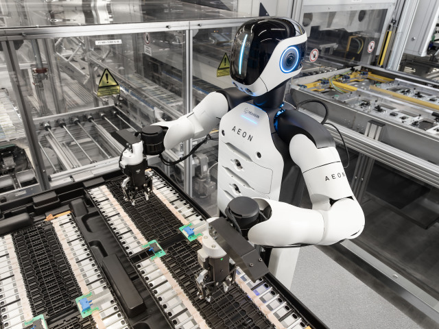 BMW - humanoidné roboty Lipsko