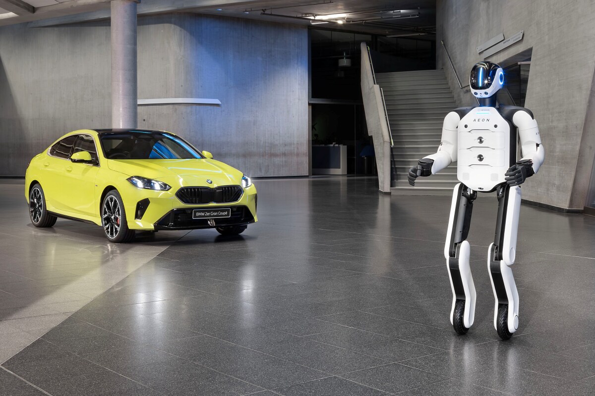 BMW - humanoidné roboty Lipsko
