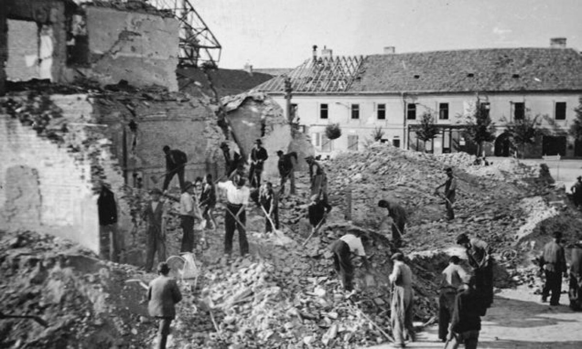Bombardovanie Kosic - odstranovanie skod