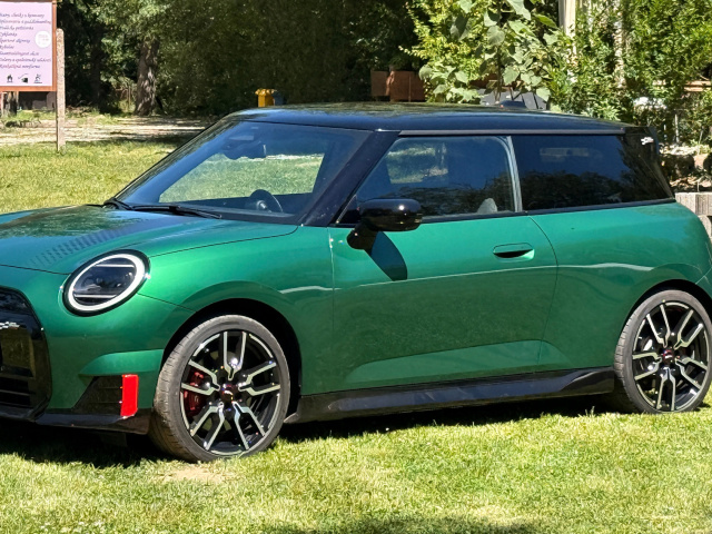 Mini John Cooper Works Electric (2026)