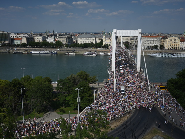 Maďarsko Budapešť Pride LGBTQ+ pochod