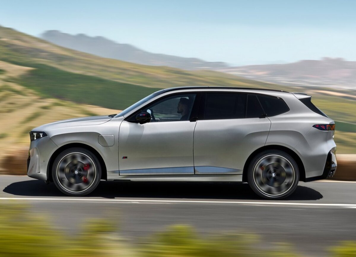 BMW-X5_M60e-2027-1280-44a864453d0d2000b236491a21f04cd05d