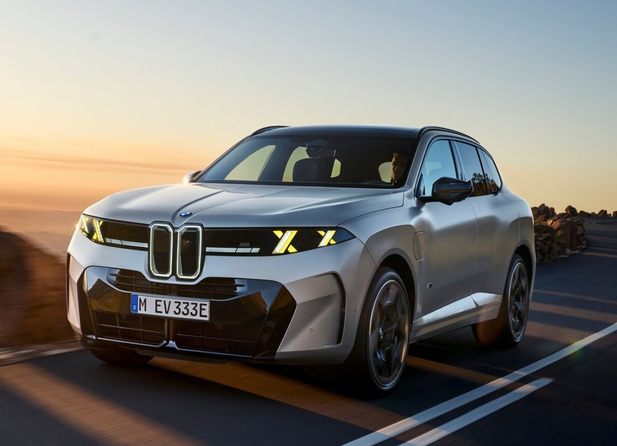 BMW-X5_M60e-2027-1280-43542035c924a3f77585d87db0217592db