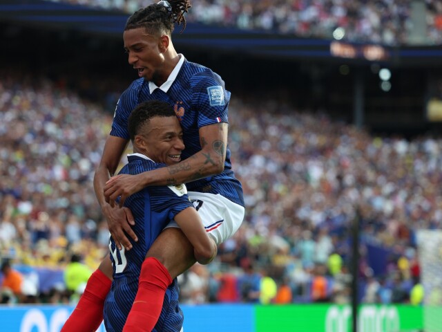 Michael Olise, Kylian Mbappé