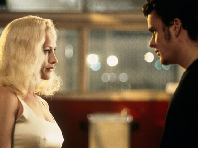 Film Lost Highway režiséra Davida Lyncha.