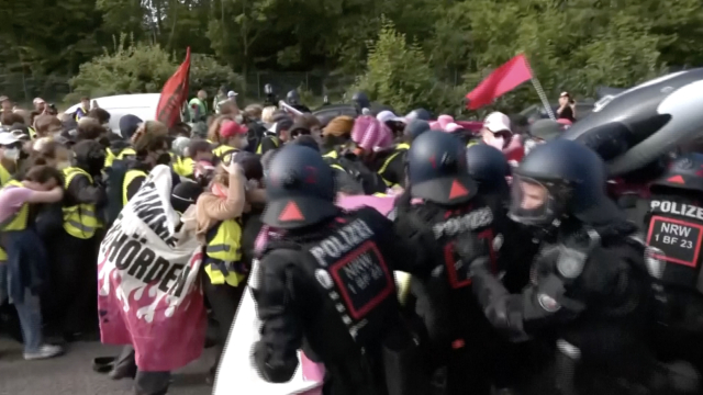 AfD konferencia, protesty aktivistov, Reuters, NEPOUZIVAT