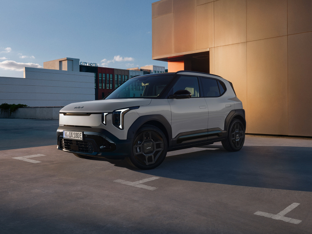 kia-ev2-blackline-front-digital-1920x1080-002