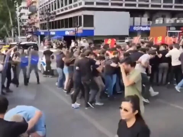 protesty proti NATO v Ankare, Reuters, NEPOUZIVAT