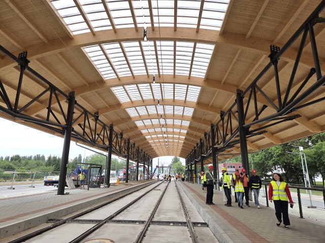 Modernizácia električkovej trate na košickom sídlisku Nad jazerom je pomaly vo finále.