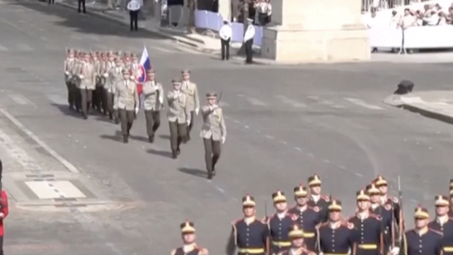 Paríž, vojenská prehliadka, Reuters, NEPOUZIVAT