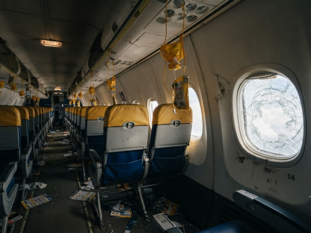 Ryanair, rozbité okno, lietadlo