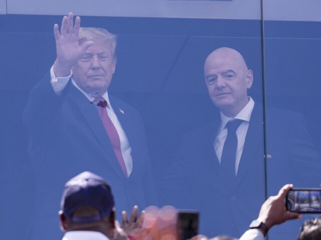 Donald Trump_Gianni Infantino
