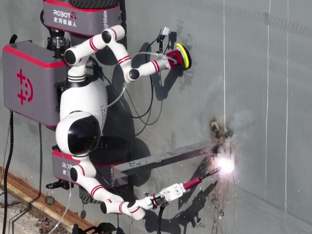 čínsky robot Spider-Man, Reuters, CNS, NEPOUZIVAT
