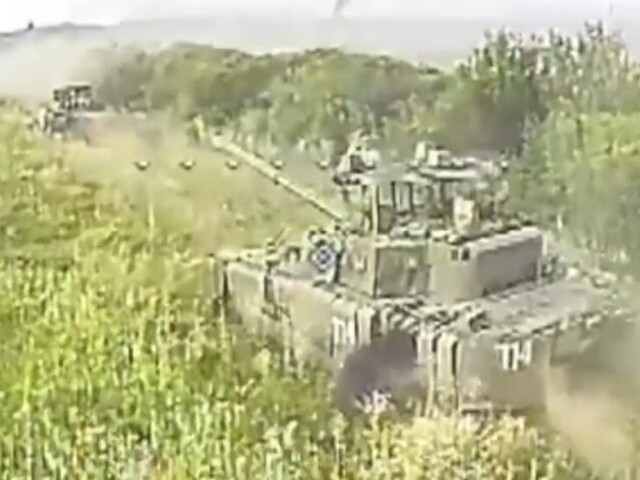 ruský mechanizovaný útok, tank