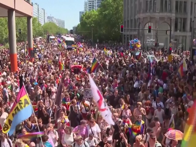 pochod lgbt+ v Berlíne, Reuters, NEPOUZIVAT