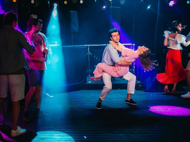 Kristián Baran aj Jana Kovalčiková mohli svoje tanečné schopnosti zo šou Let´s Dance zužitkovať aj vo filmovej komédii Kavej.