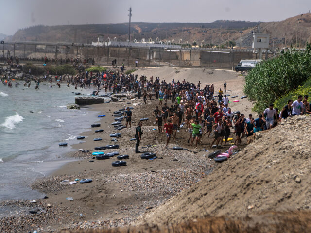 Španielsko Ceuta migranti