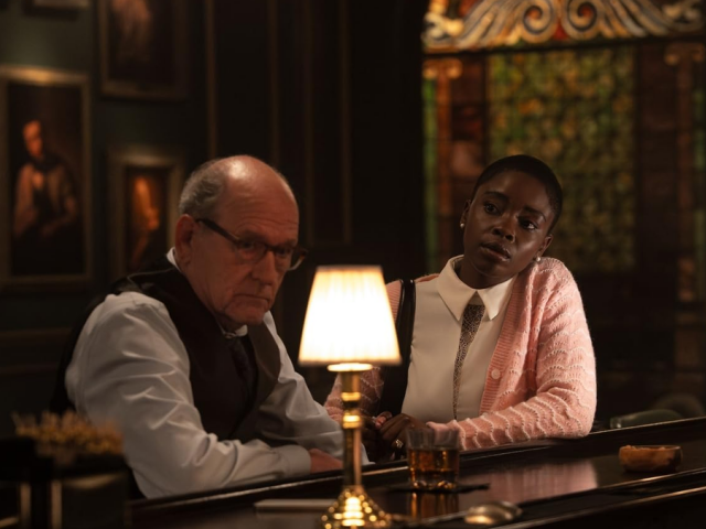 Richard Jenkins a Joy Sunday v seriáli M.R.D. Saint Louis.