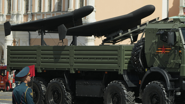 Ruský dron Geran-2 počas vojenskej prehliadky v Moskve, máj 2025