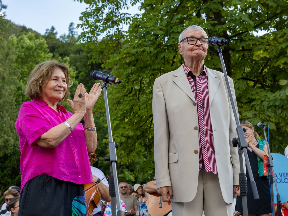 Peter Hledík, Emília Vašáryová,