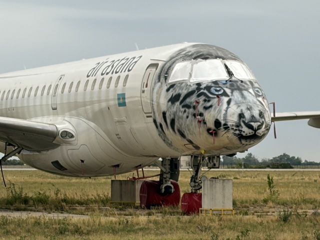 Embraer E190-E2 (EI – KHA)