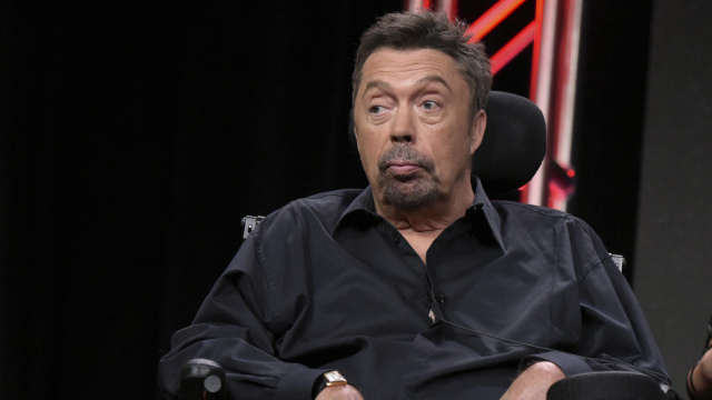 Tim Curry na snímke z augusta 2016