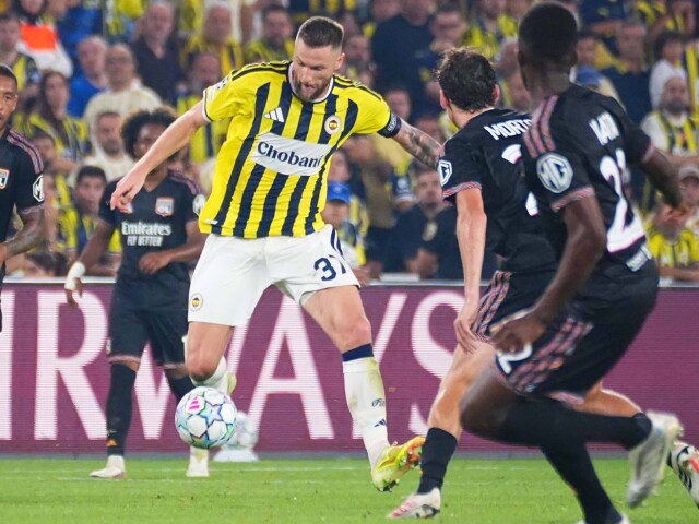 Škriniar doviedol Fenerbahce do milionárskej súťaže. Nórsky Stavanger ukončil sny Dinama Záhreb