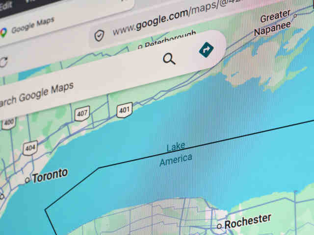 Trump tlačí na Apple, aby Ontárijské jazero premenoval na Americké.  V Google Maps už svieti nový názov