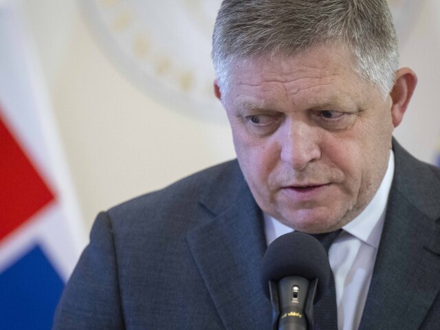 Fico potvrdil nesúhlas Ruska s dohovorom o Ukrajine. Vláda ho napriek tomu schválila