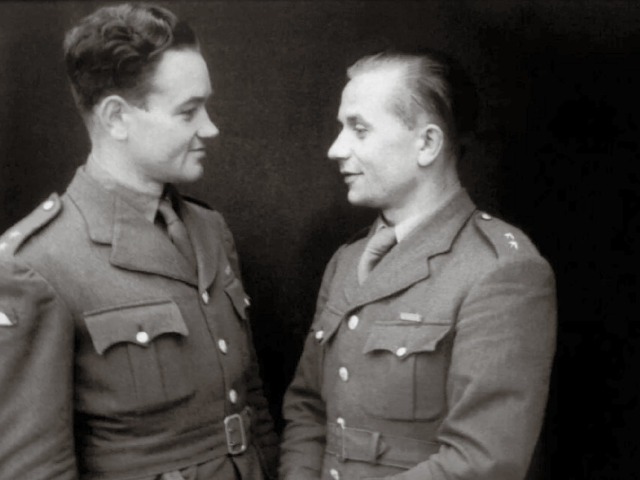 Jozef Gabčík (vpravo) a Jan Kubiš - dvaja atentátnici na Reinharda Heydricha.