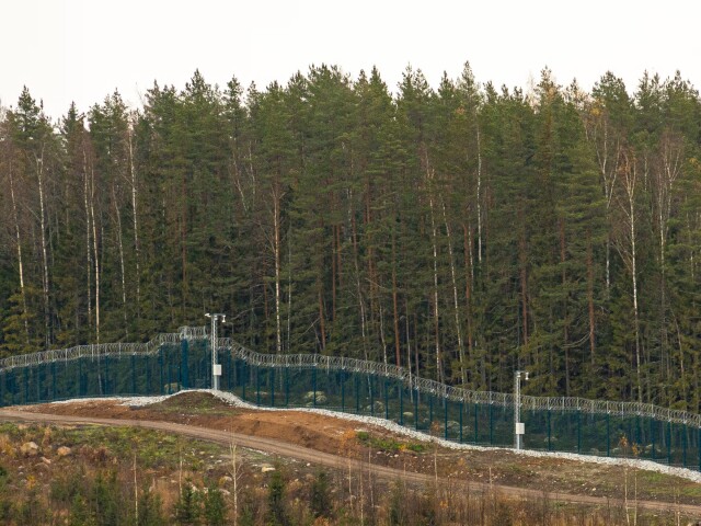 Oceľová opona na východe: Fínsko dokončilo val na hranici s Ruskom