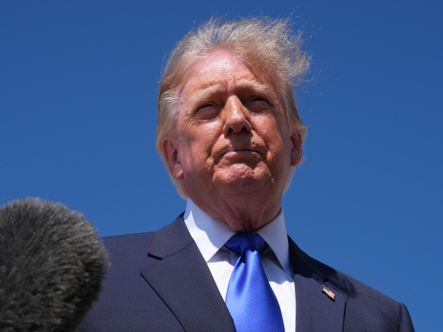 Trump naznačil, kedy sa skončí vojna s Iránom. Potom vraj klesnú aj ceny ropy