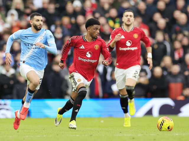 Manchester bude červený. United vygumujú mestského rivala a nadelia mu prvú prehru v sezóne