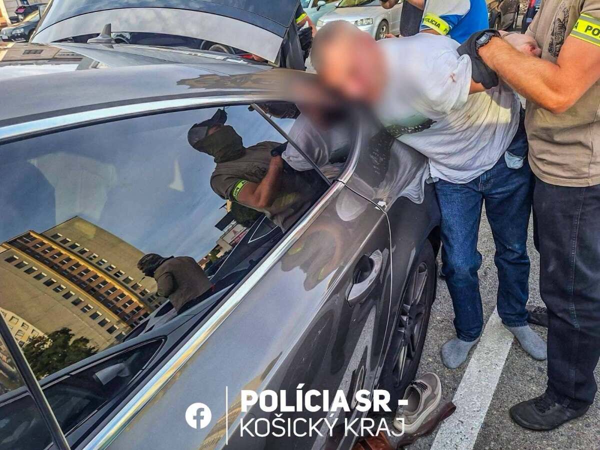 policia estonec zatykač