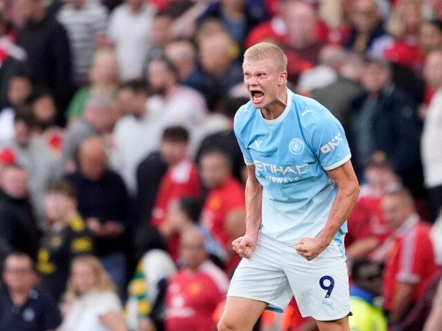 Sterilní United nevyužili presilovku a body v manchesterskom derby prenechali City. Rozhodol Haaland