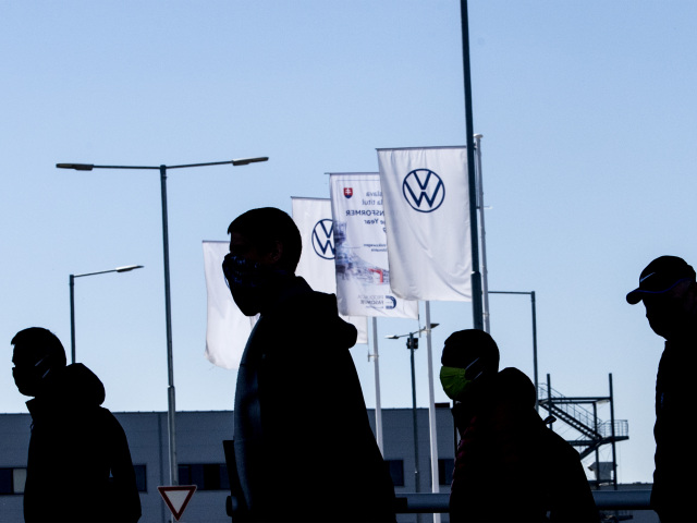 EKO SR Volkswagen Slovakia spustenie výroba BAX