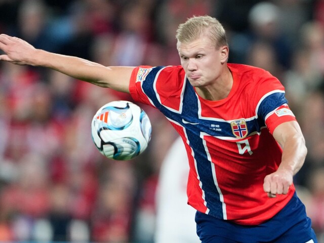 Šláger dňa Ligy národov v Amsterdame bez víťaza. Stroj na góly Haaland úradoval proti Dánsku