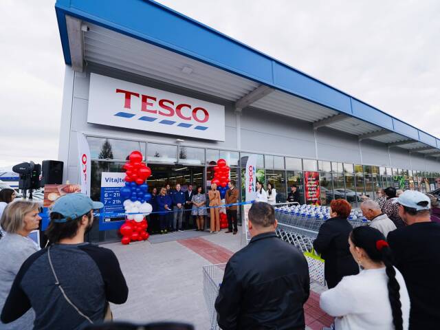 Tesco je opäť bližšie k zákazníkom Nitry a okolia: Nový supermarket v Dolných Krškanoch rozšíri sieť na 188 obchodov