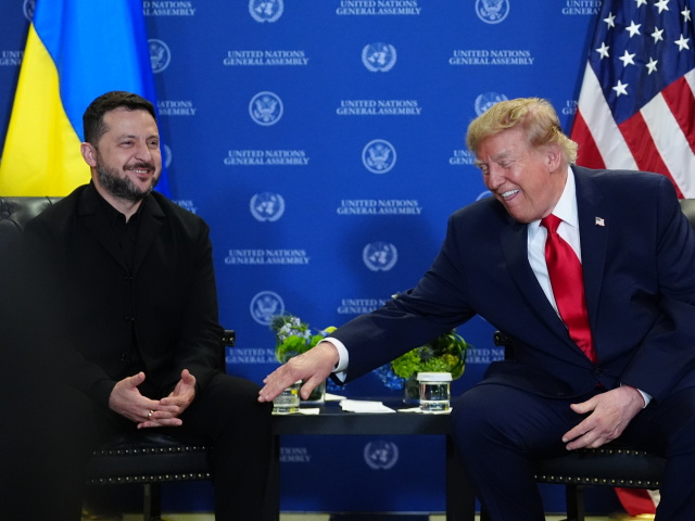 Trump chce ukončiť krviprelievanie pred zimou. Zelenskému poslal jasný odkaz