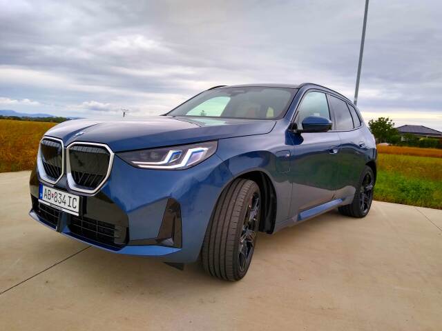 Test: BMW X3 30e – Úsporný a mimoriadne pohodlný plug-in hybrid