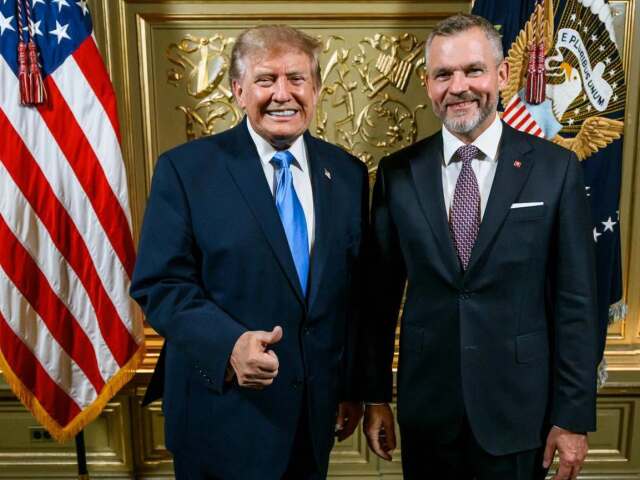Trump alebo jeho maketa? Zaskočený Pellegrini reagoval na otázku o spoločnej fotografii