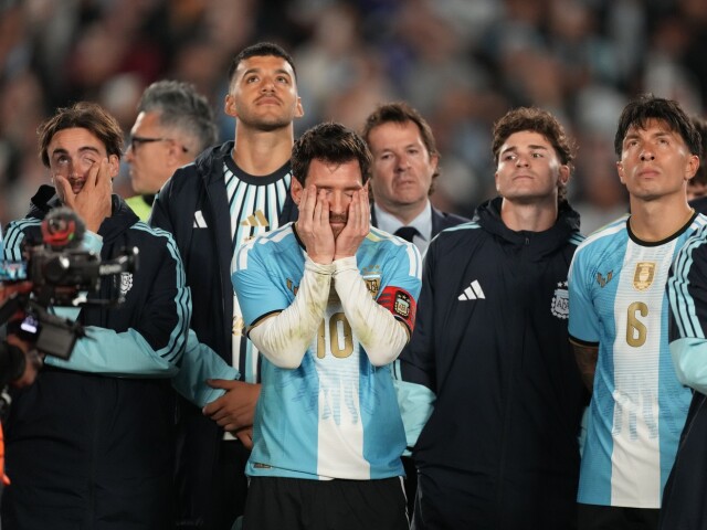 Po slzách prišiel úsmev. Messi sa vrátil do súťažného diania ako kráľ