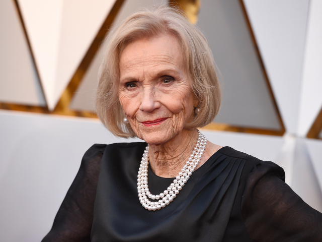 Zomrela Eva Marie Saintová (†102), hviezda Hitchcocka a oscarového filmu V prístave