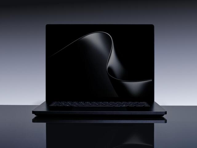 Microsoft predstavil svoj najvýkonnejší notebook. V top konfigurácii stojí takmer 7-tisíc eur
