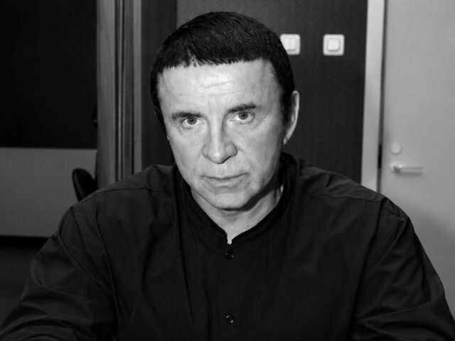 Pamätáte sa na seansy zázračného liečiteľa? Kašpirovskij zomrel v Moskve, ale želal si, aby ho pochovali na Ukrajine