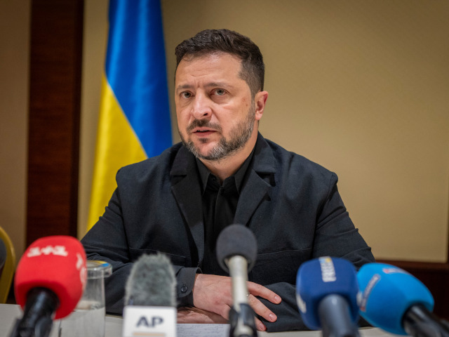 „Povedzte Putinovi, nech nám dá 60 dní.“ Zelenskyj odpovedal Trumpovi na výzvu, aby Ukrajina zmenila prezidenta
