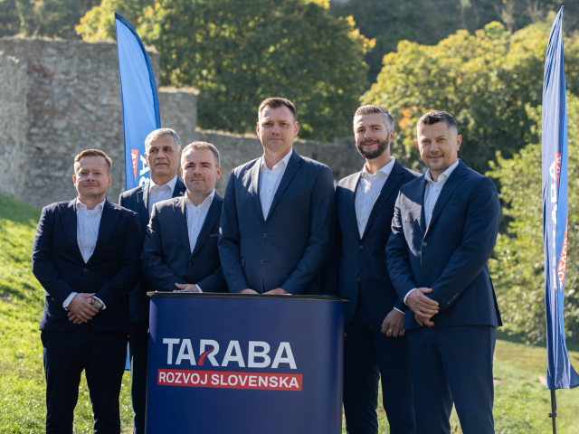 Taraba zakladá novú stranu. Pridali sa k nemu tváre z Hlasu aj Republiky