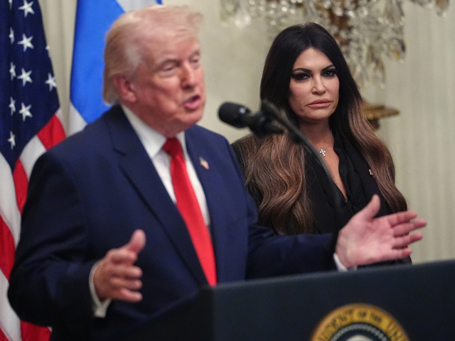 Zlatko, potrebujem 100-tisíc. Veľvyslankyňa USA si misiu v Grécku pomýlila s dovolenkou, Trump ju vyzval odísť